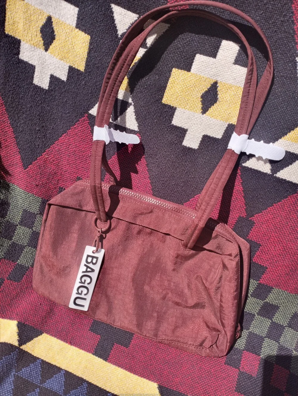 BAGGU Shoulder Bag in Mahogany - Picture 1 of 2